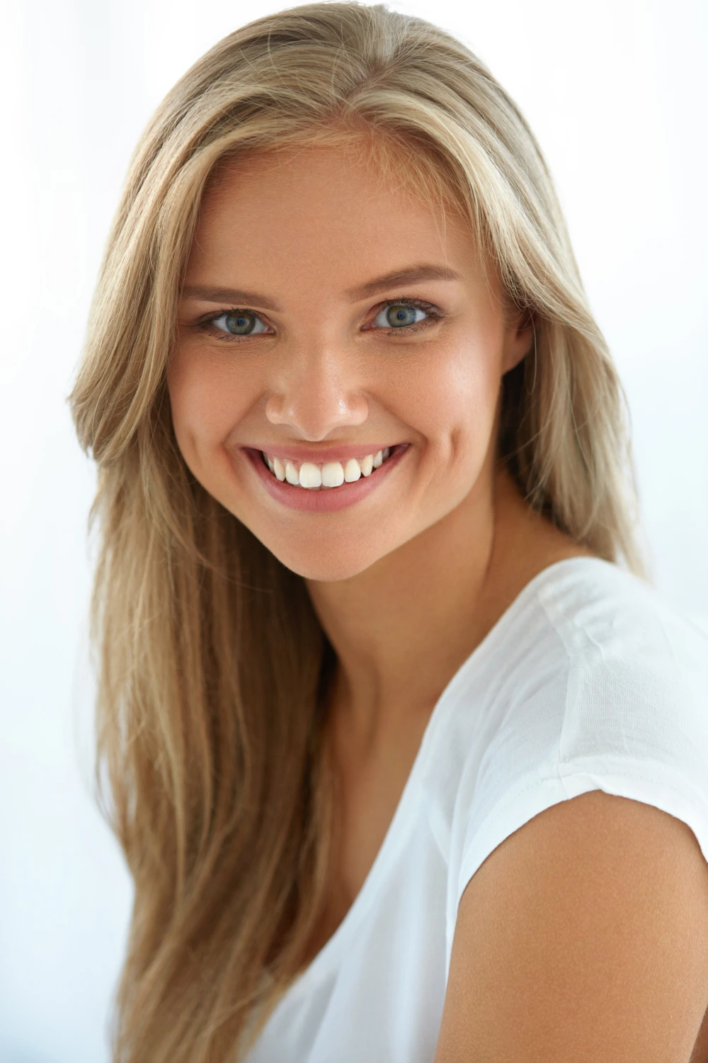 dermal-fillers-new-beauty-wellness-why-choose-new-beauty-wellness Beauty Woman Portrait. Girl With Beautiful Face Smiling. High Resolution Image